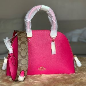 ❌Sold❌New Coach Katy Satchel with Signature Canvas Detail